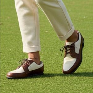 FootJoy Cream and Brown Leather Women’s Golf Shoes in size 8.5